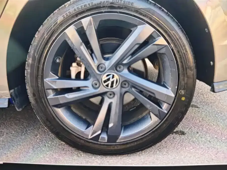 Volkswagen Golf 2021 из CN, фото 9