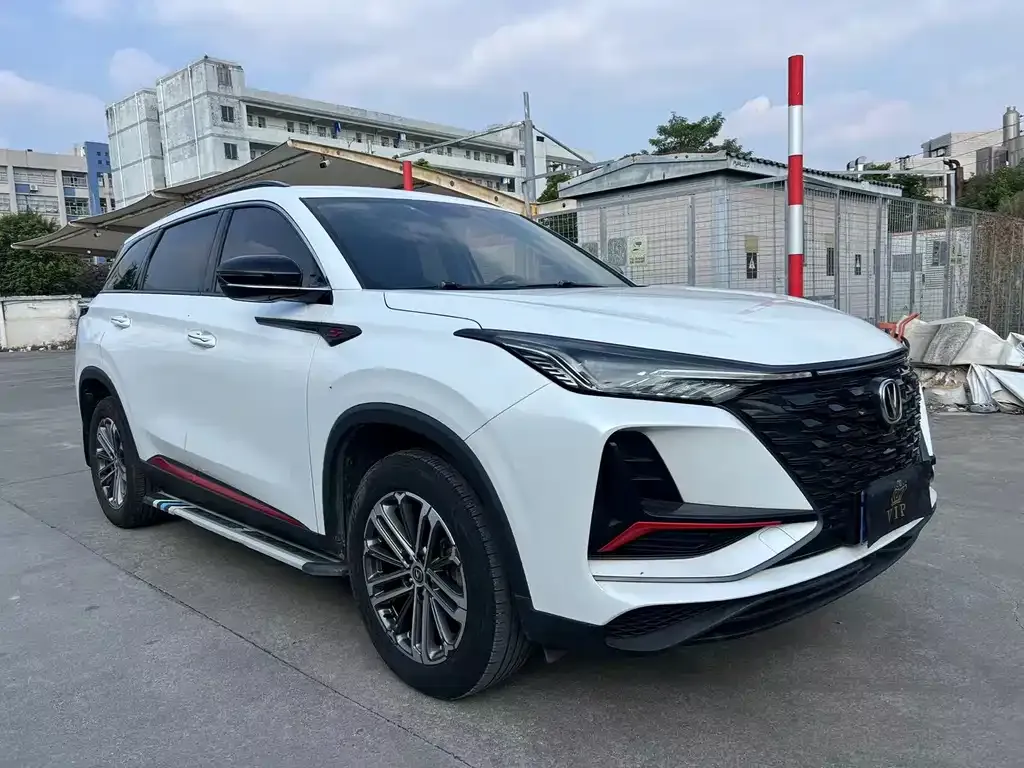 Changan CS75PLUS — фото 9