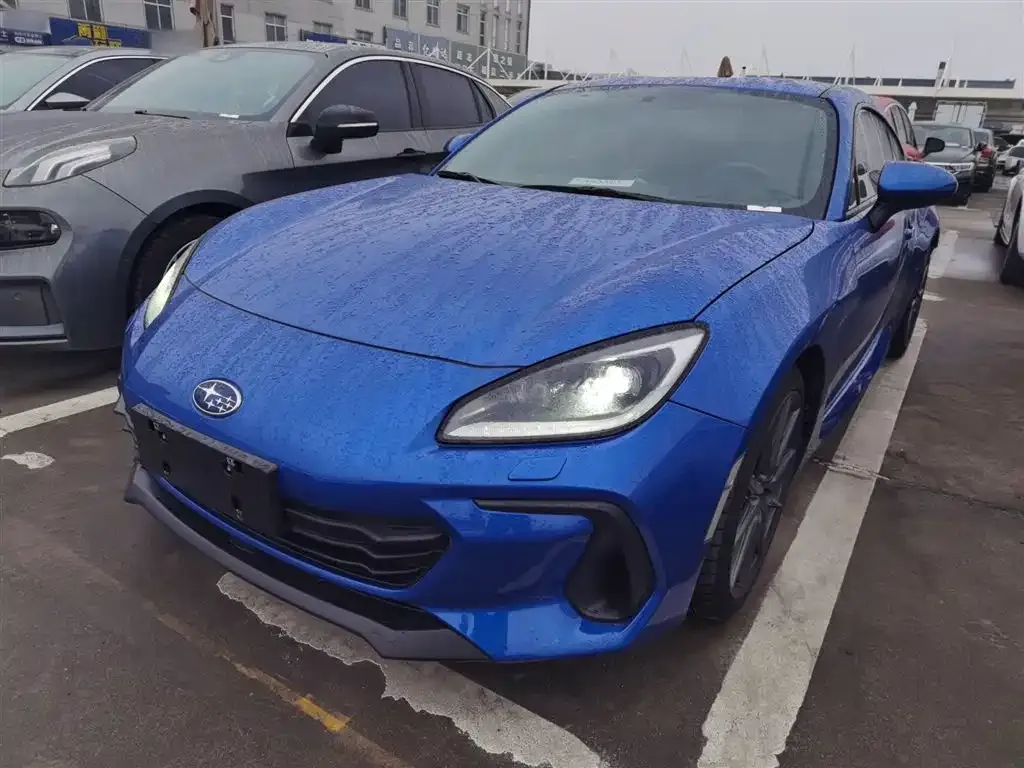 Subaru BRZ 2023 из CN, фото 1
