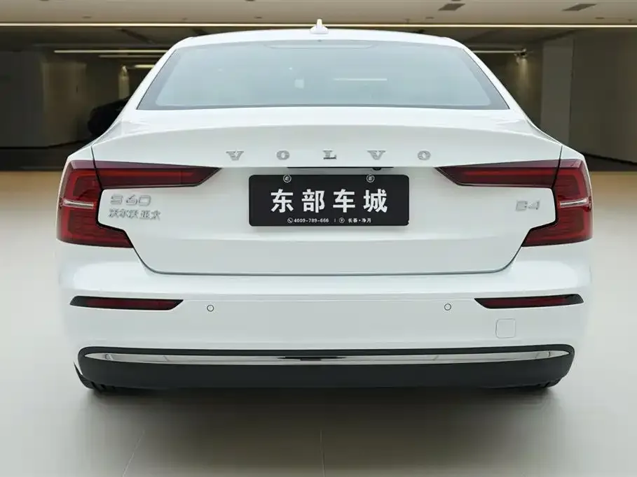 Volvo S60 2026 из CN, фото 4