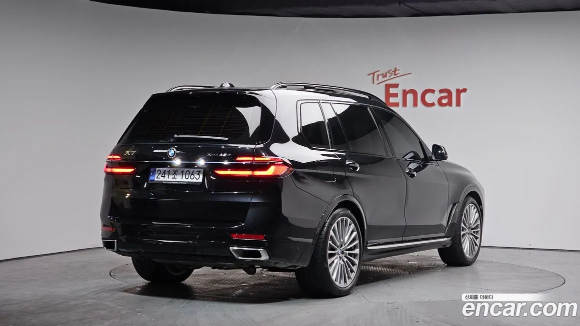 BMW X7 2024 из KR, фото 2