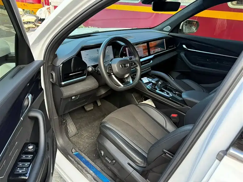 Geely Xingyue L 2024 из CN, фото 4