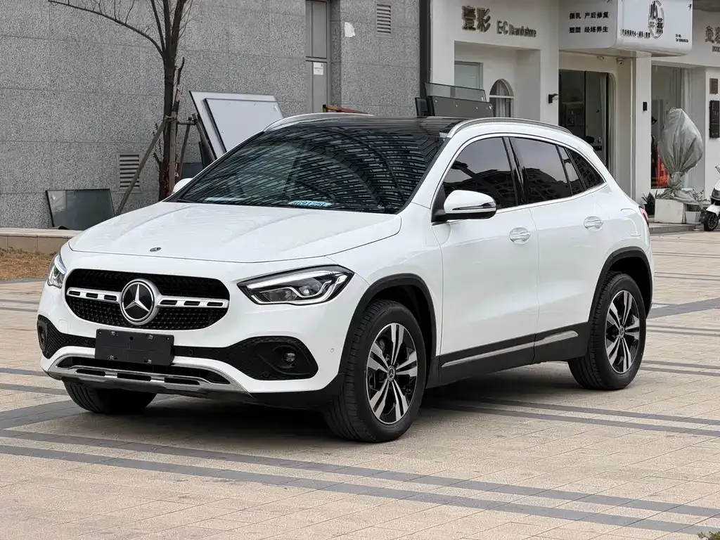 Mercedes-Benz GLA 2023 из CN, фото 1