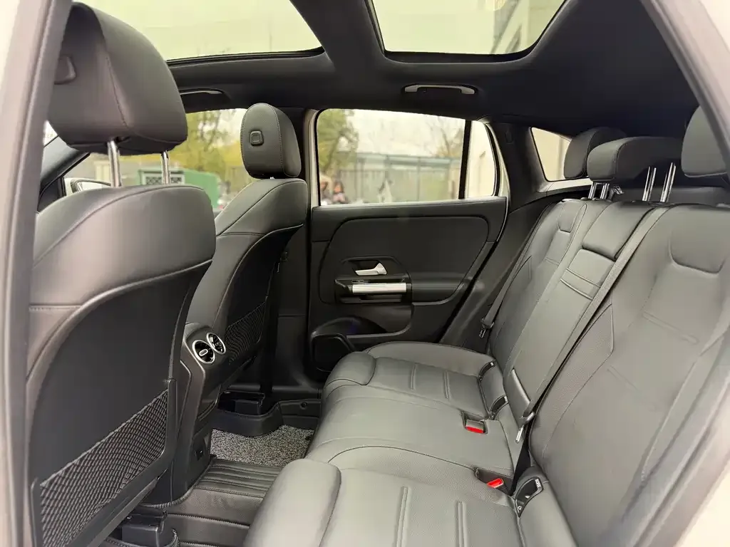 Mercedes-Benz GLA 2023 из CN, фото 7