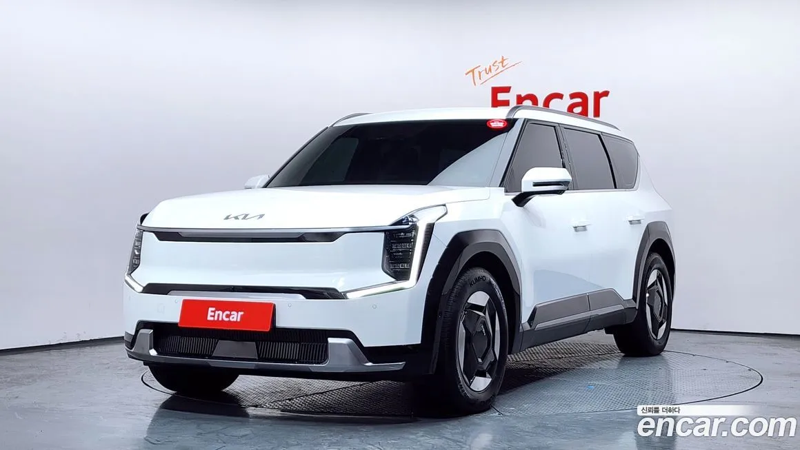 Kia EV9 2024 из KR, фото 1