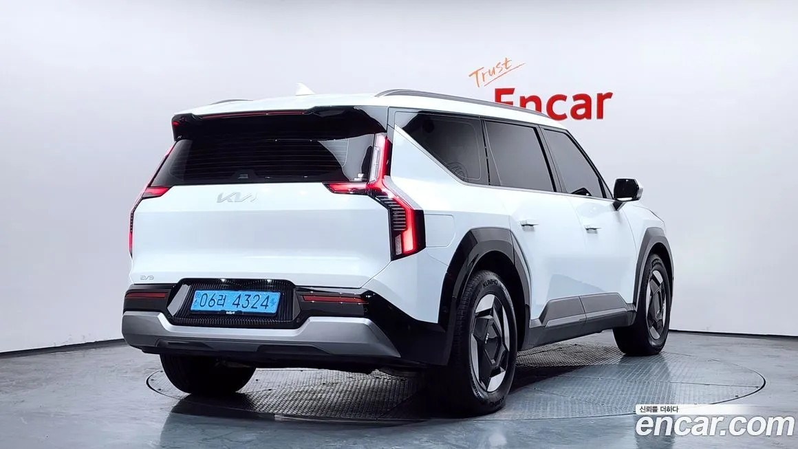 Kia EV9 2024 из KR, фото 4