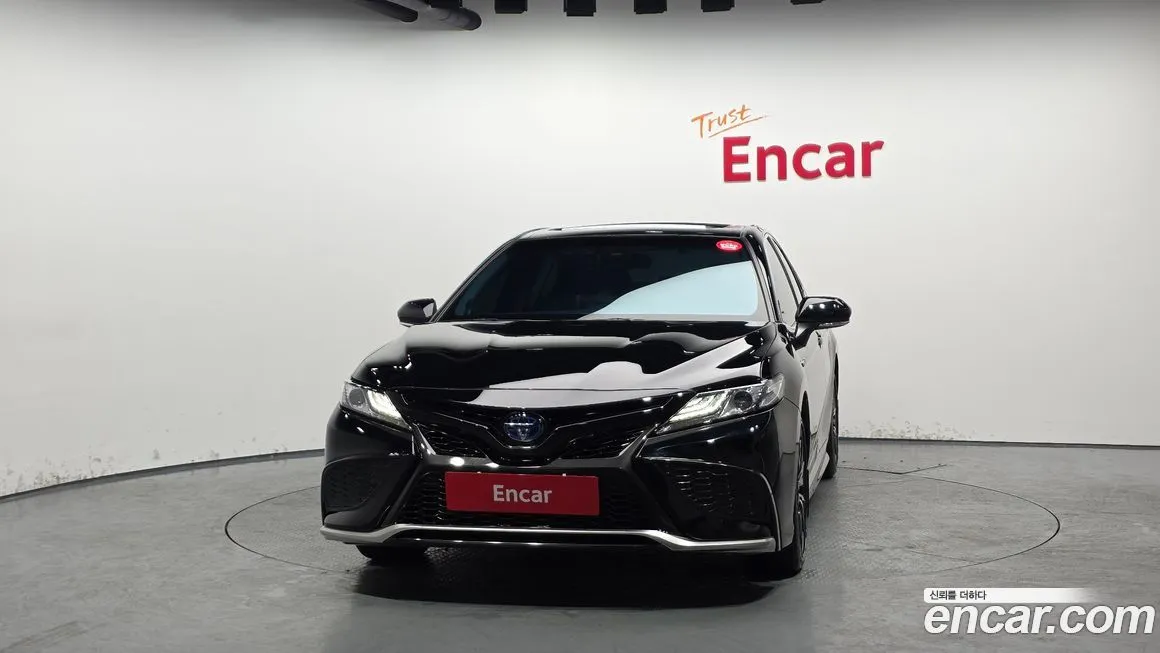 Toyota Camry 2023 из KR, фото 3