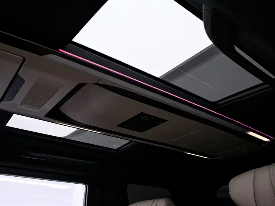 Toyota Alphard — фото 9