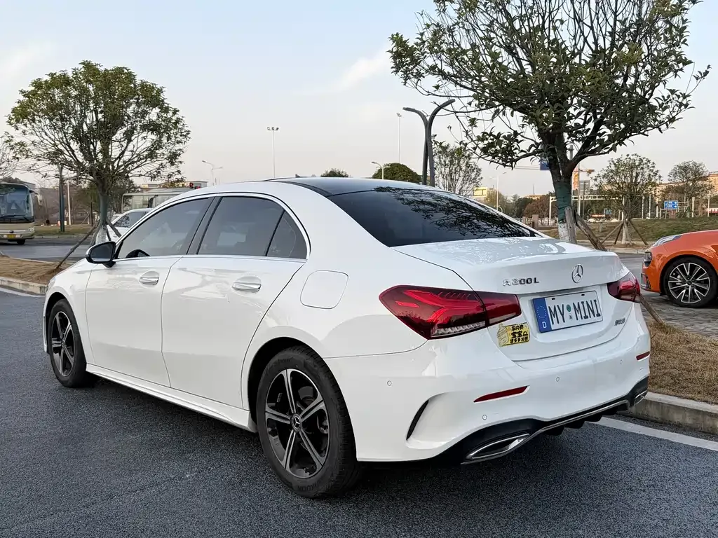 Mercedes-Benz A-Class — фото 8
