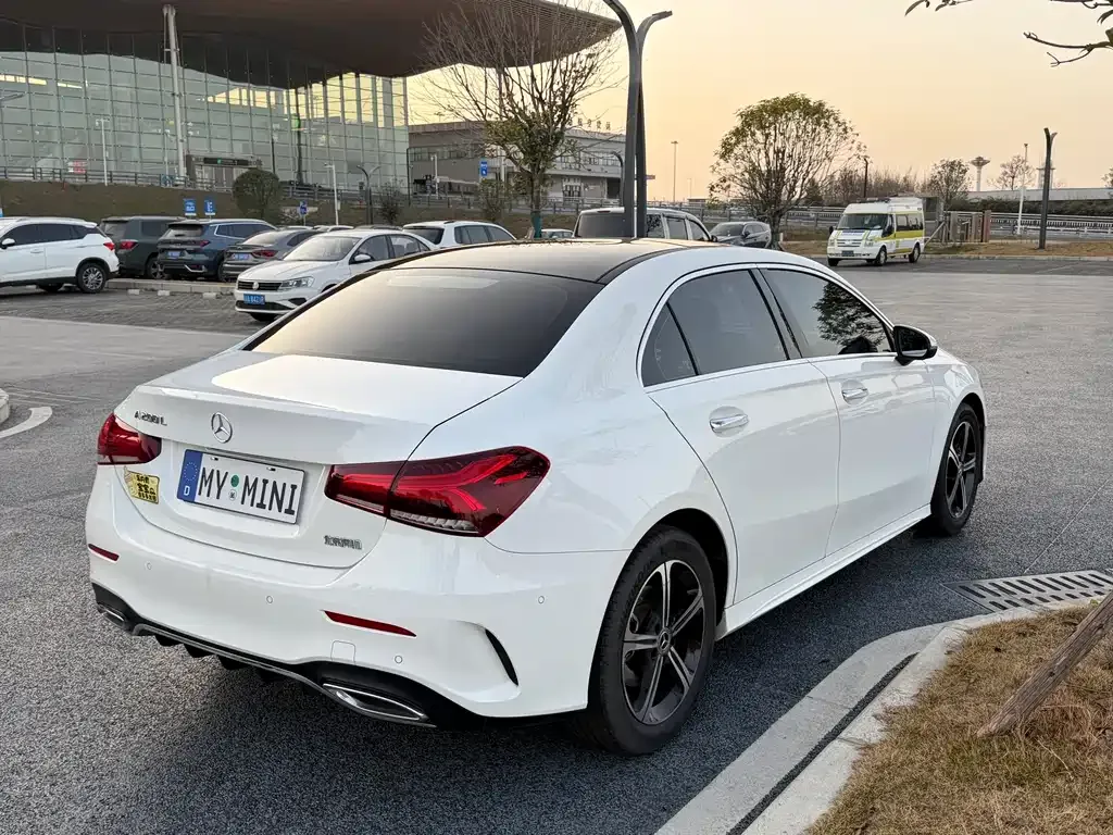 Mercedes-Benz A-Class — фото 7