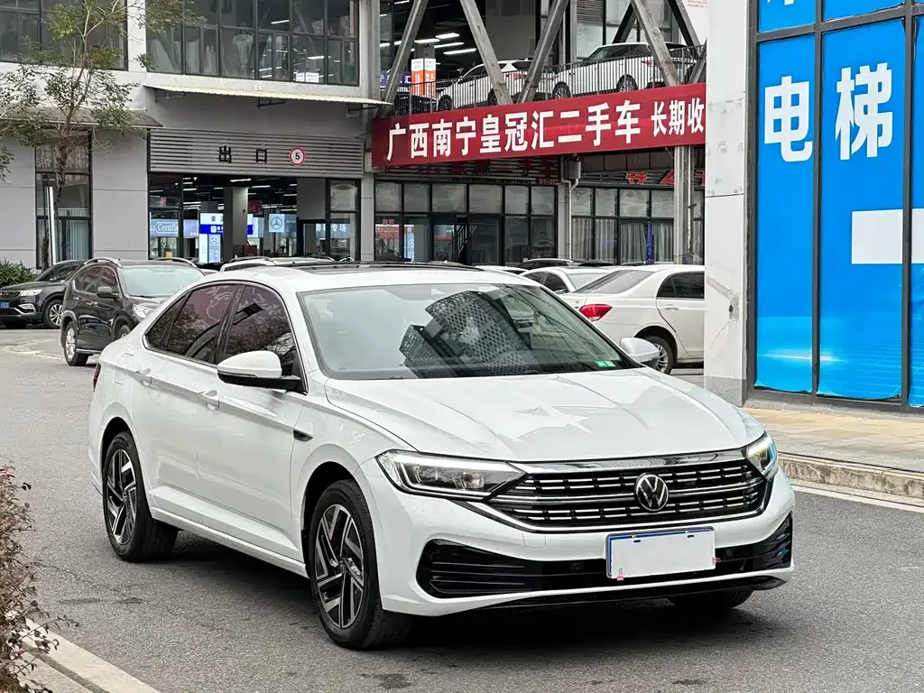 Volkswagen Sagitar 2023 из CN, фото 8