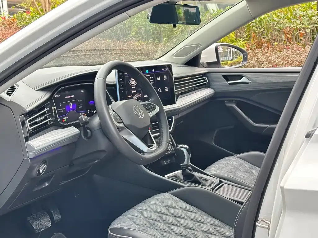 Volkswagen Sagitar 2023 из CN, фото 2