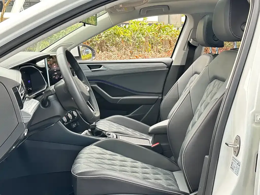 Volkswagen Sagitar 2023 из CN, фото 6