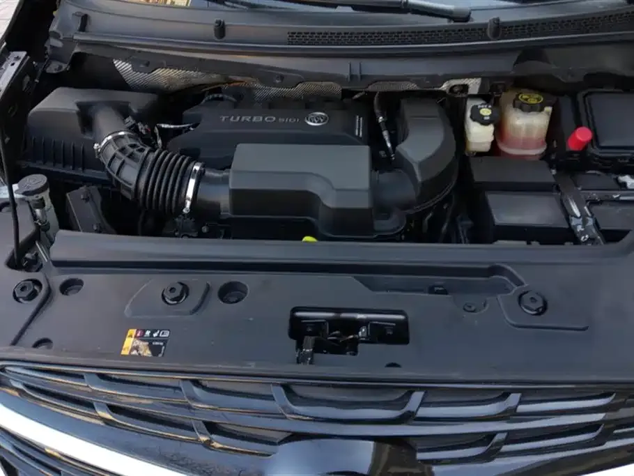 Buick GL8 2022 из CN, фото 3