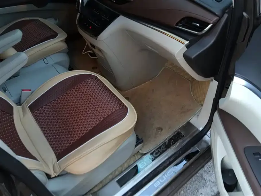 Buick GL8 2022 из CN, фото 4