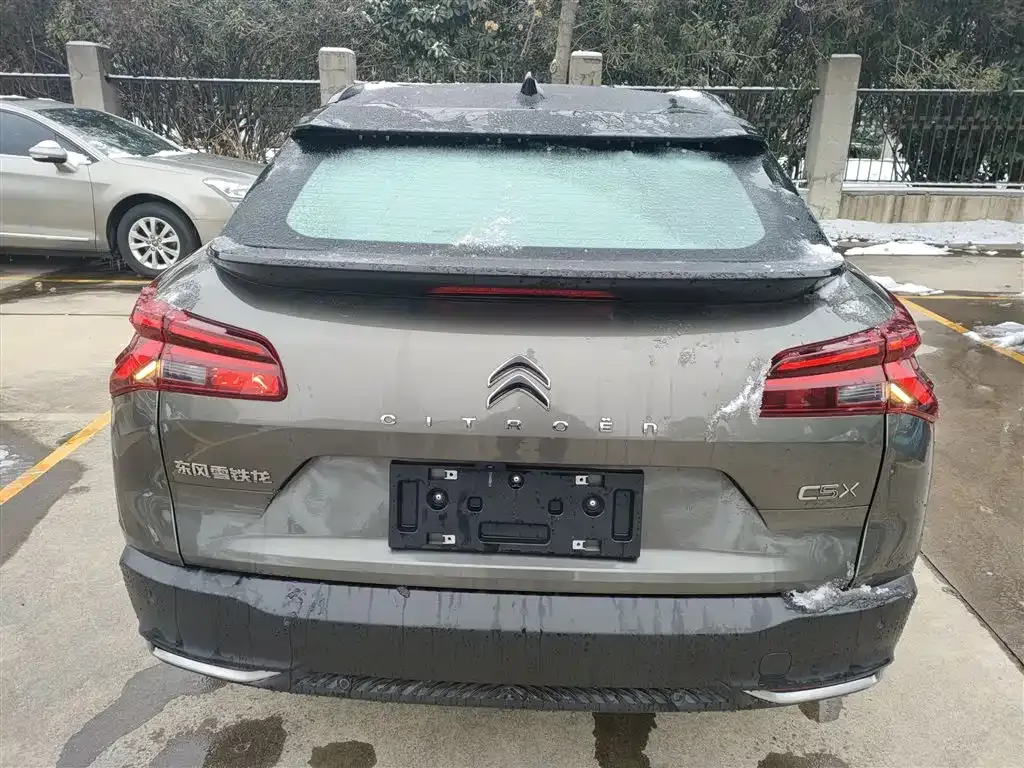 Citroen C5 X 2023 из CN, фото 3