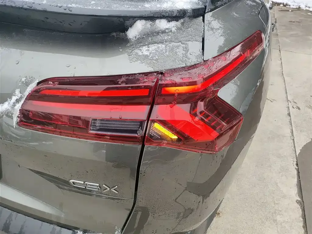 Citroen C5 X 2023 из CN, фото 2