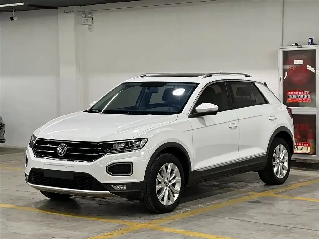 Volkswagen T-Roc 2023 из CN, фото 1