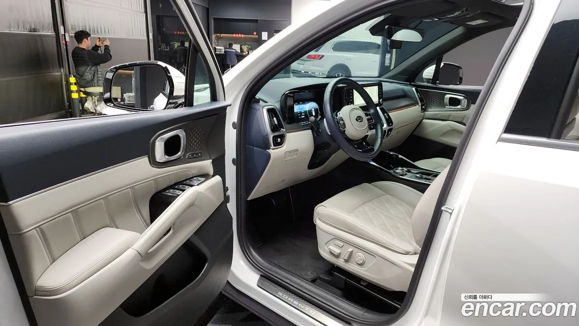 Kia Sorento — фото 10