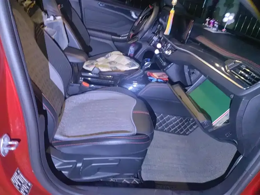 Ford Focus 2023 из CN, фото 9