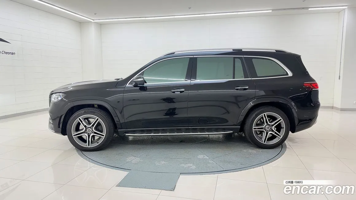 Mercedes-Benz GLS-Class — фото 6