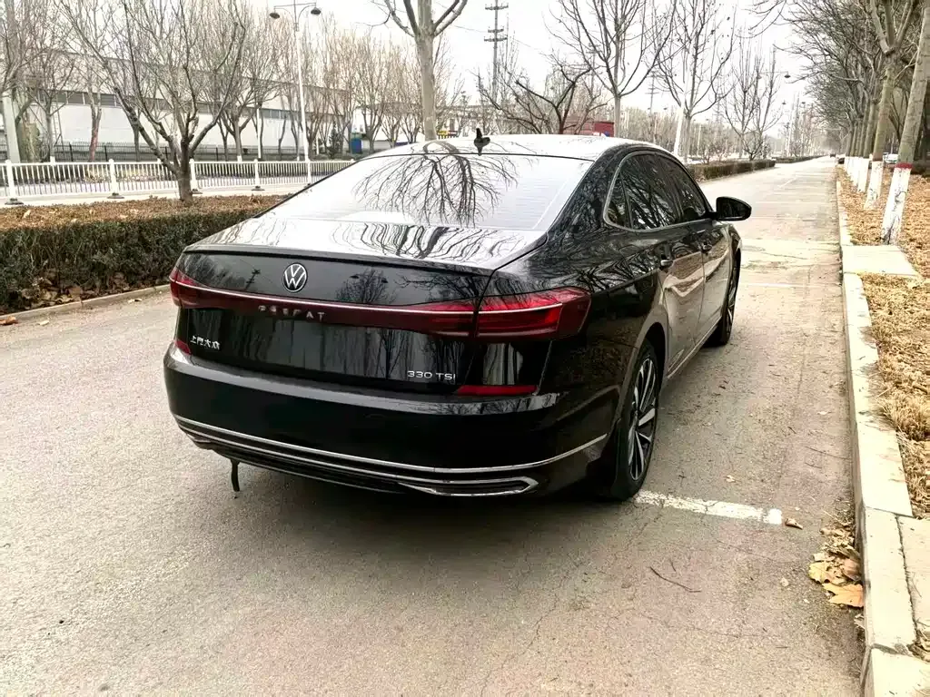 Volkswagen Passat 2022 из CN, фото 3