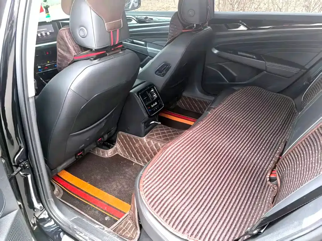 Volkswagen Passat 2022 из CN, фото 6