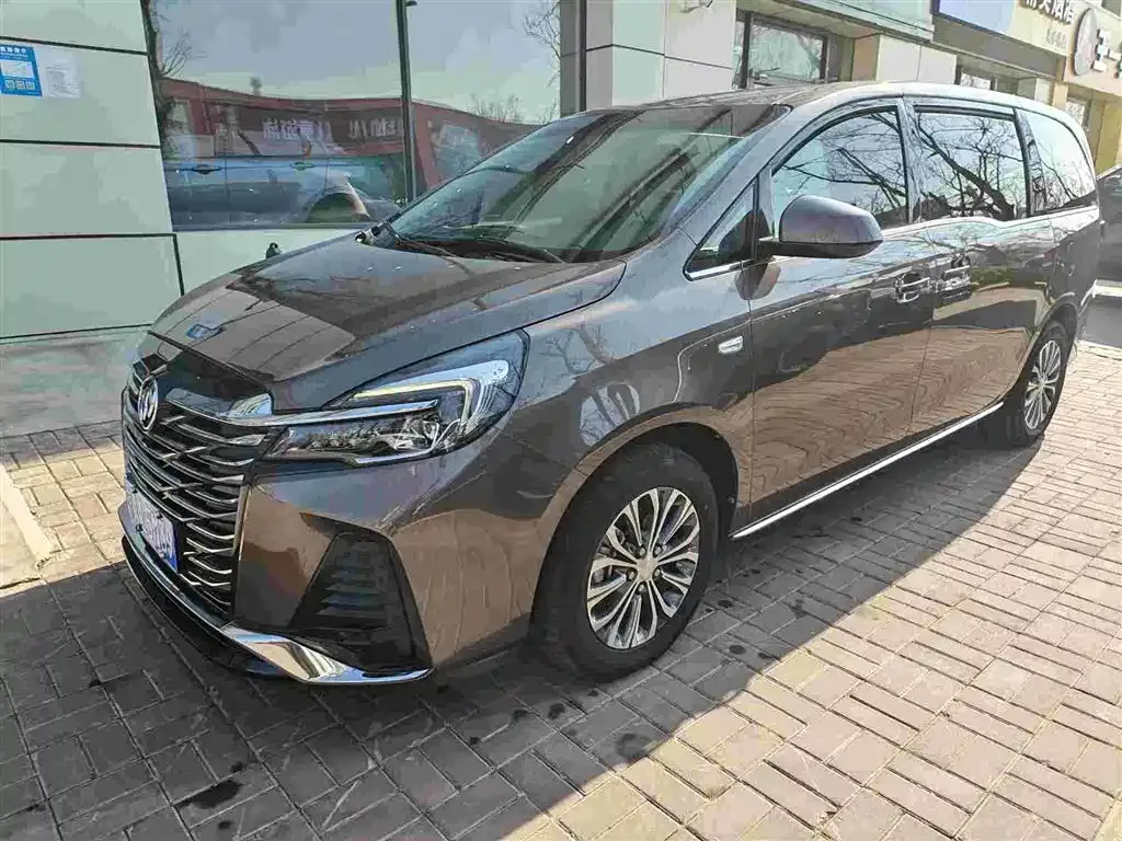 Buick GL8 2022 из CN, фото 1