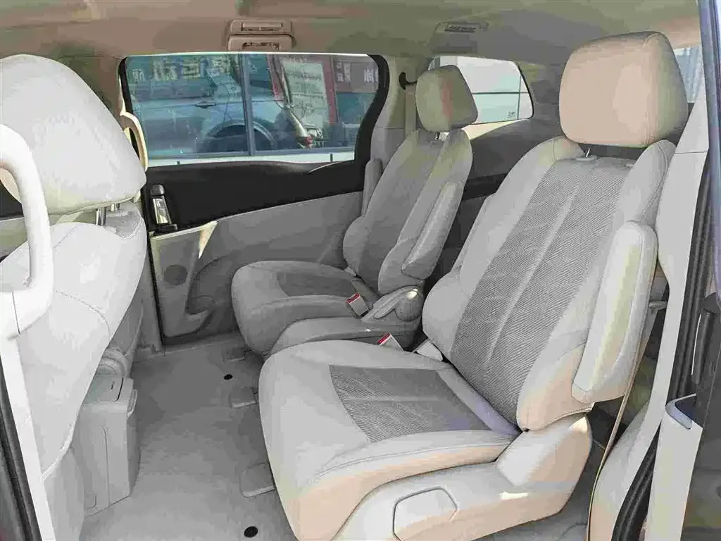 Buick GL8 2022 из CN, фото 7