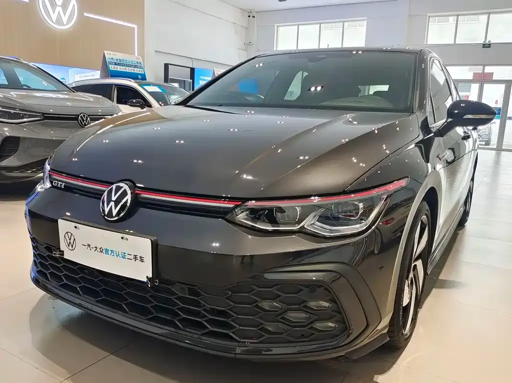 Volkswagen Golf GTI 2023 из CN, фото 1