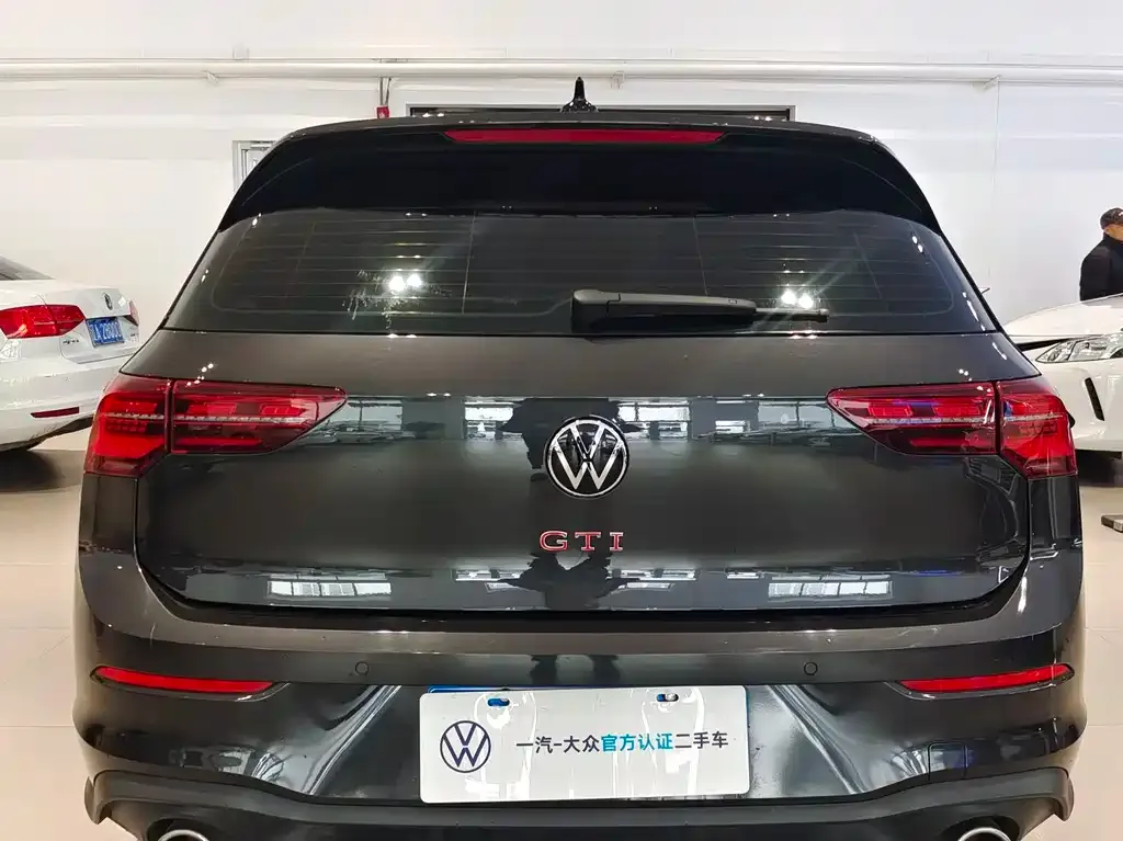 Volkswagen Golf GTI 2023 из CN, фото 7