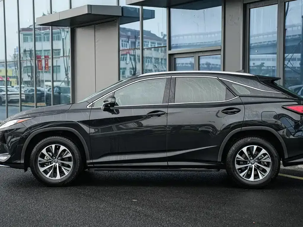 Lexus RX — фото 2