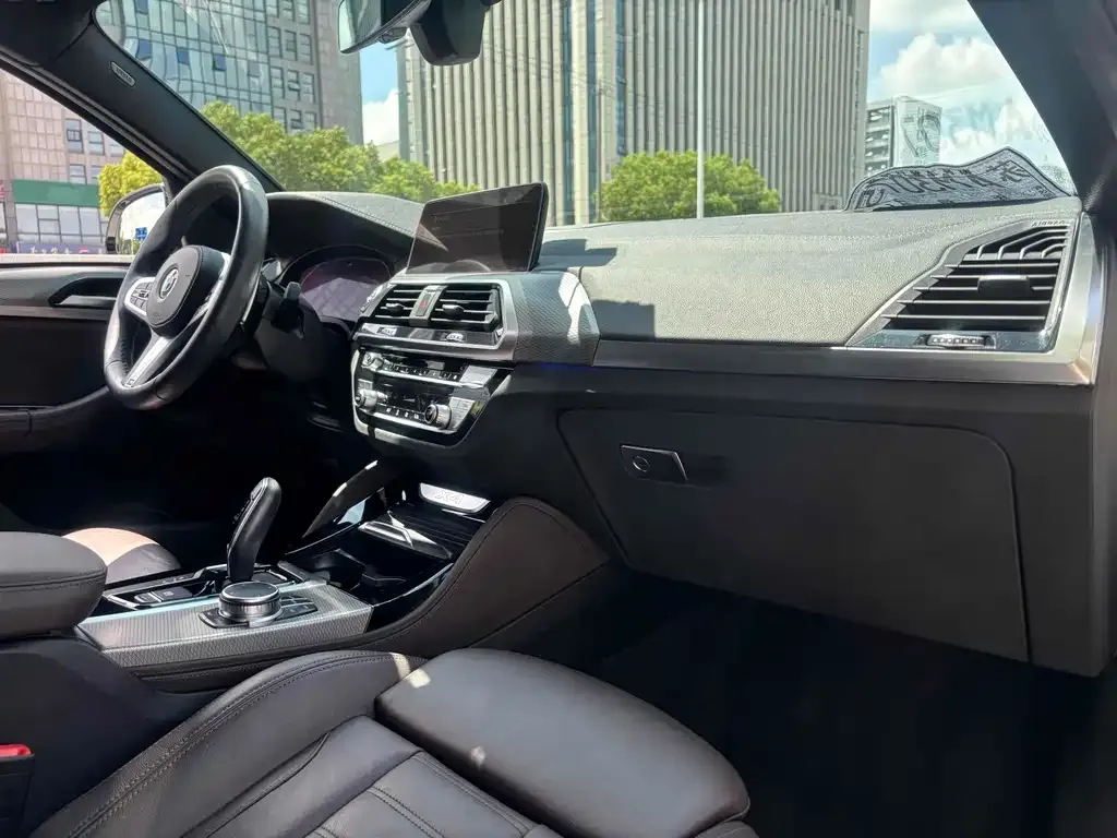 BMW X4 2021 из CN, фото 9