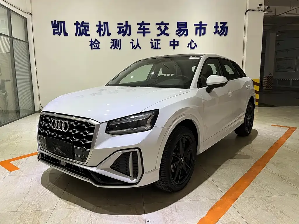 Audi Q2L 2022 из CN, фото 1