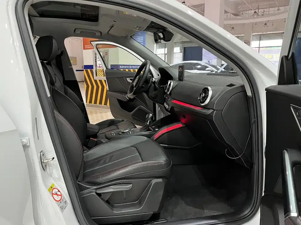 Audi Q2L 2022 из CN, фото 7