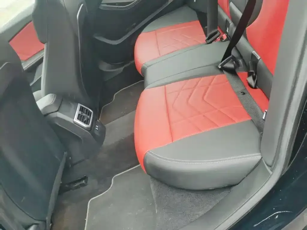 BMW 2 Series 2025 из CN, фото 3