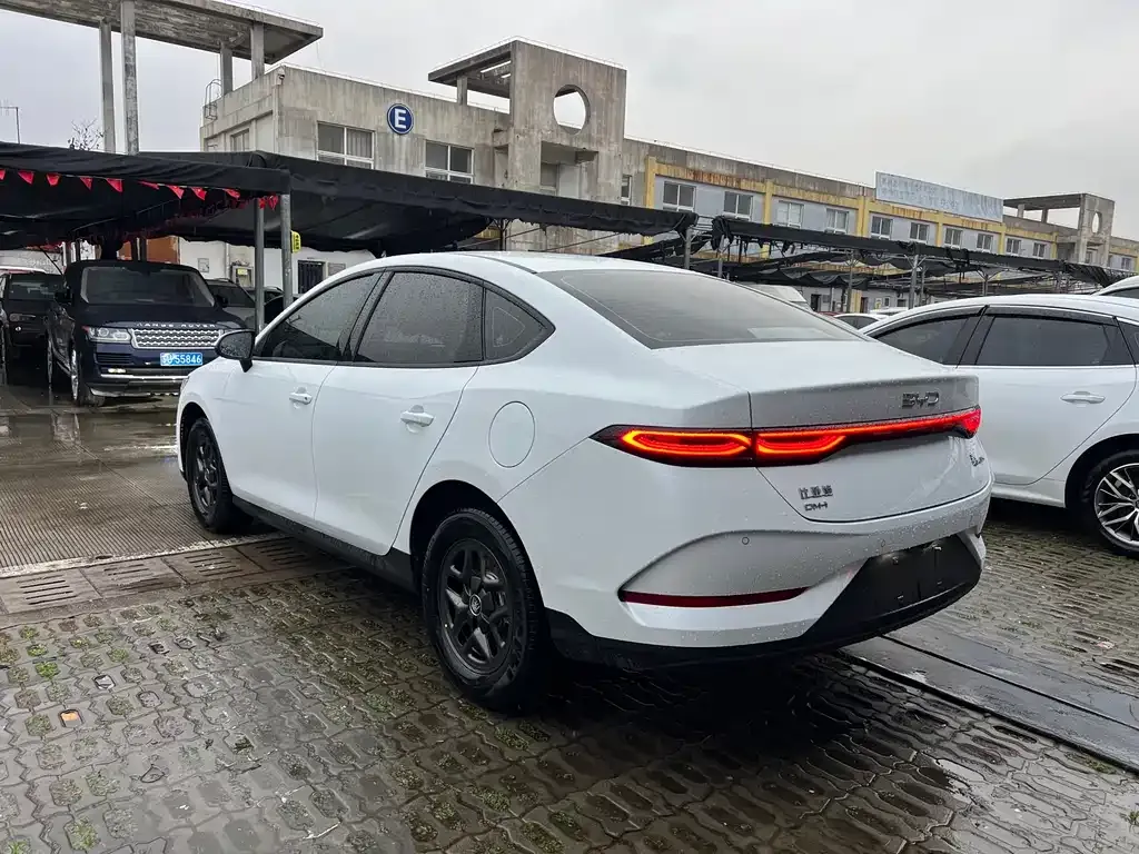 BYD Qin PLUS — фото 8