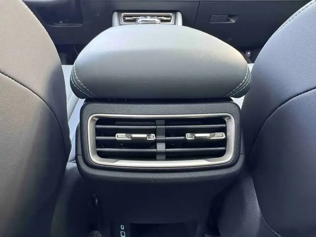 BYD Qin L 2025 из CN, фото 2