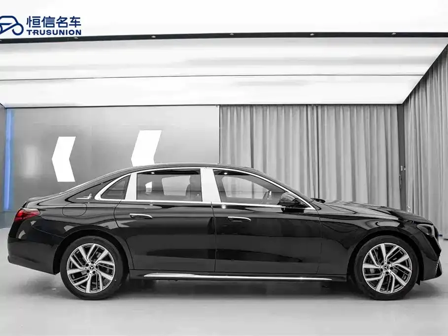 Mercedes-Benz E-Class 2025 из CN, фото 2