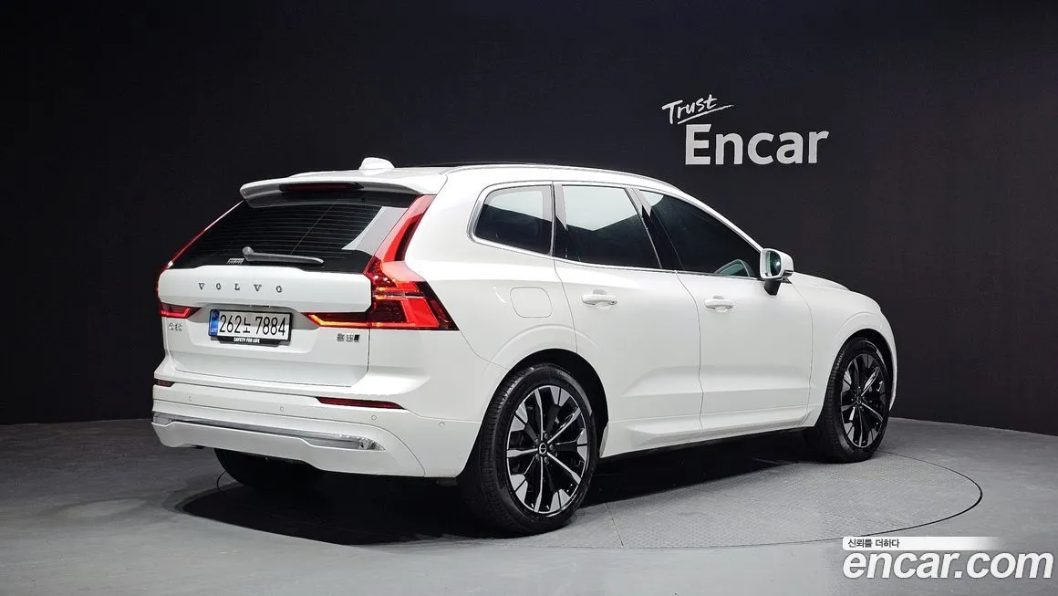 Volvo XC60 2026 из KR, фото 4