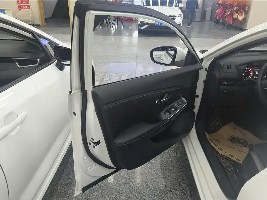 Nissan Sylphy 2021 из CN, фото 7