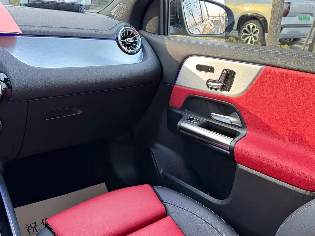 Mercedes-Benz GLA AMG — фото 4