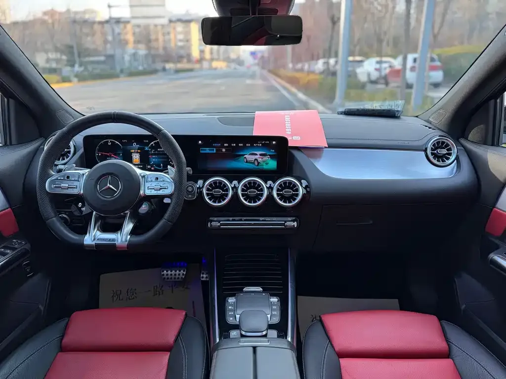 Mercedes-Benz GLA AMG — фото 6