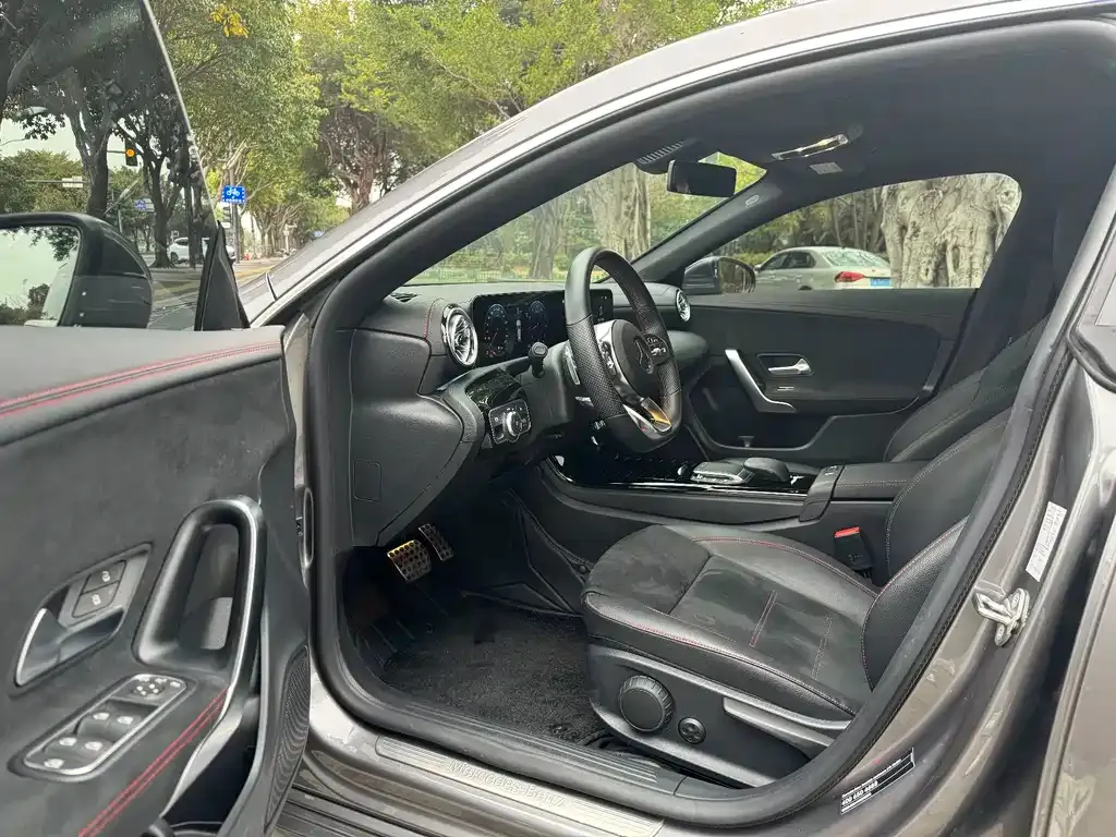 Mercedes-Benz CLA (Import) — фото 3