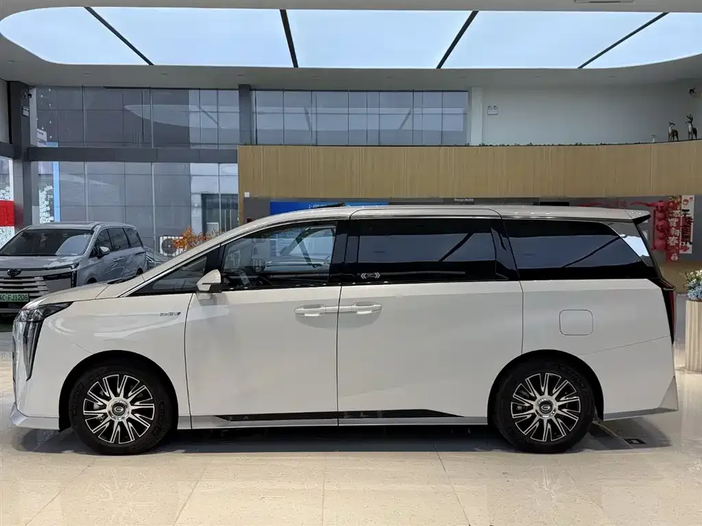 GAC Motor Trumpchi E9 — фото 4