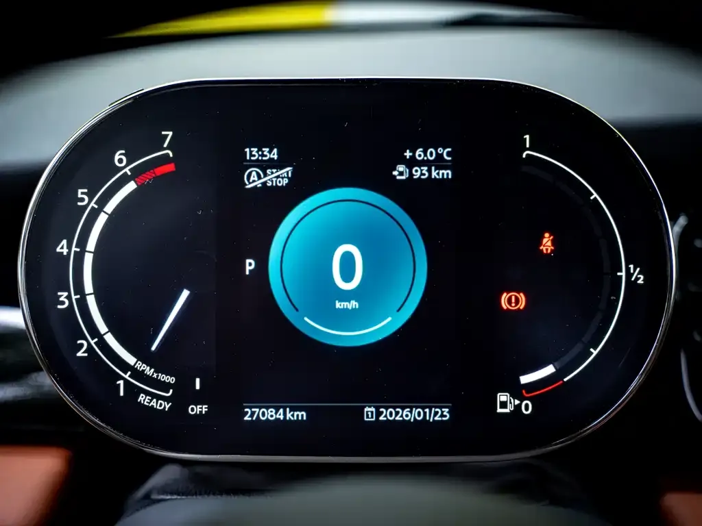 MINI Cooper (3-door) 2023 из CN, фото 4