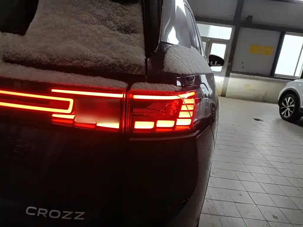 Volkswagen ID.6 Crozz — фото 10