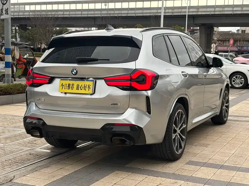 BMW X3 — фото 8