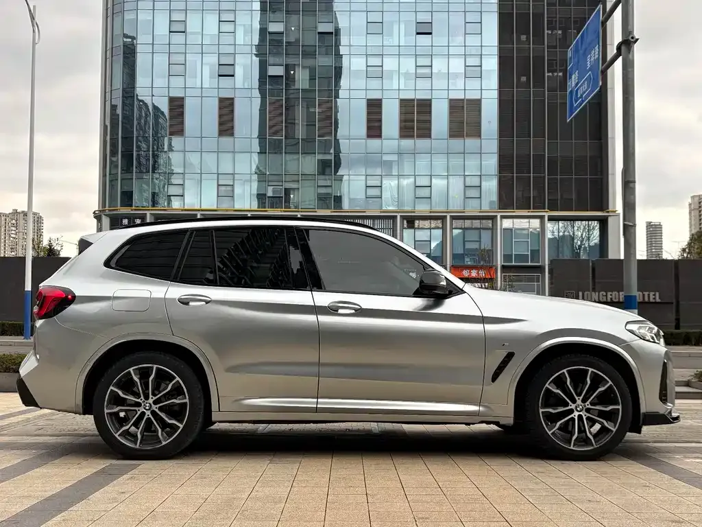 BMW X3 — фото 2