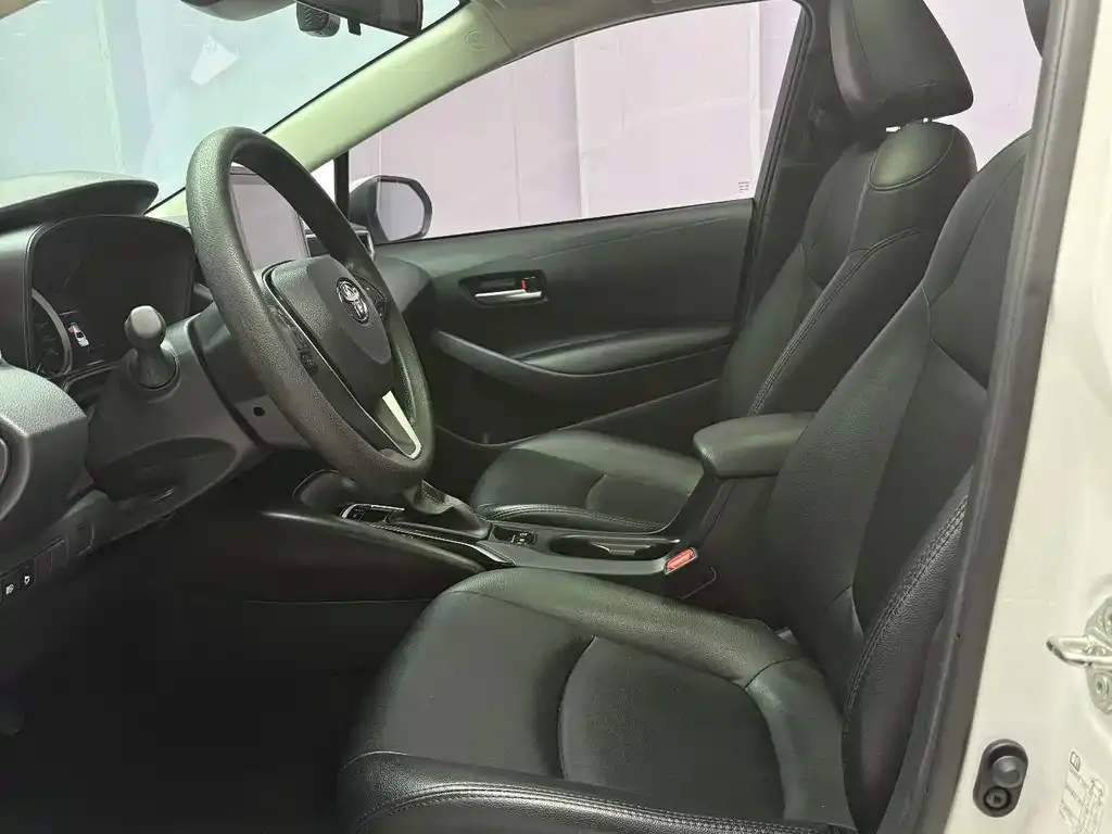 Toyota Corolla 2022 из CN, фото 7